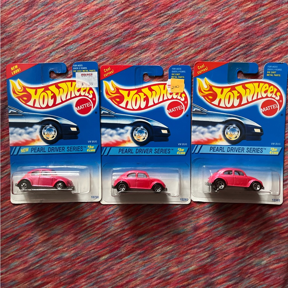 NIB VTG 1994 lot Hot wheels Pearl Driver series VW bug